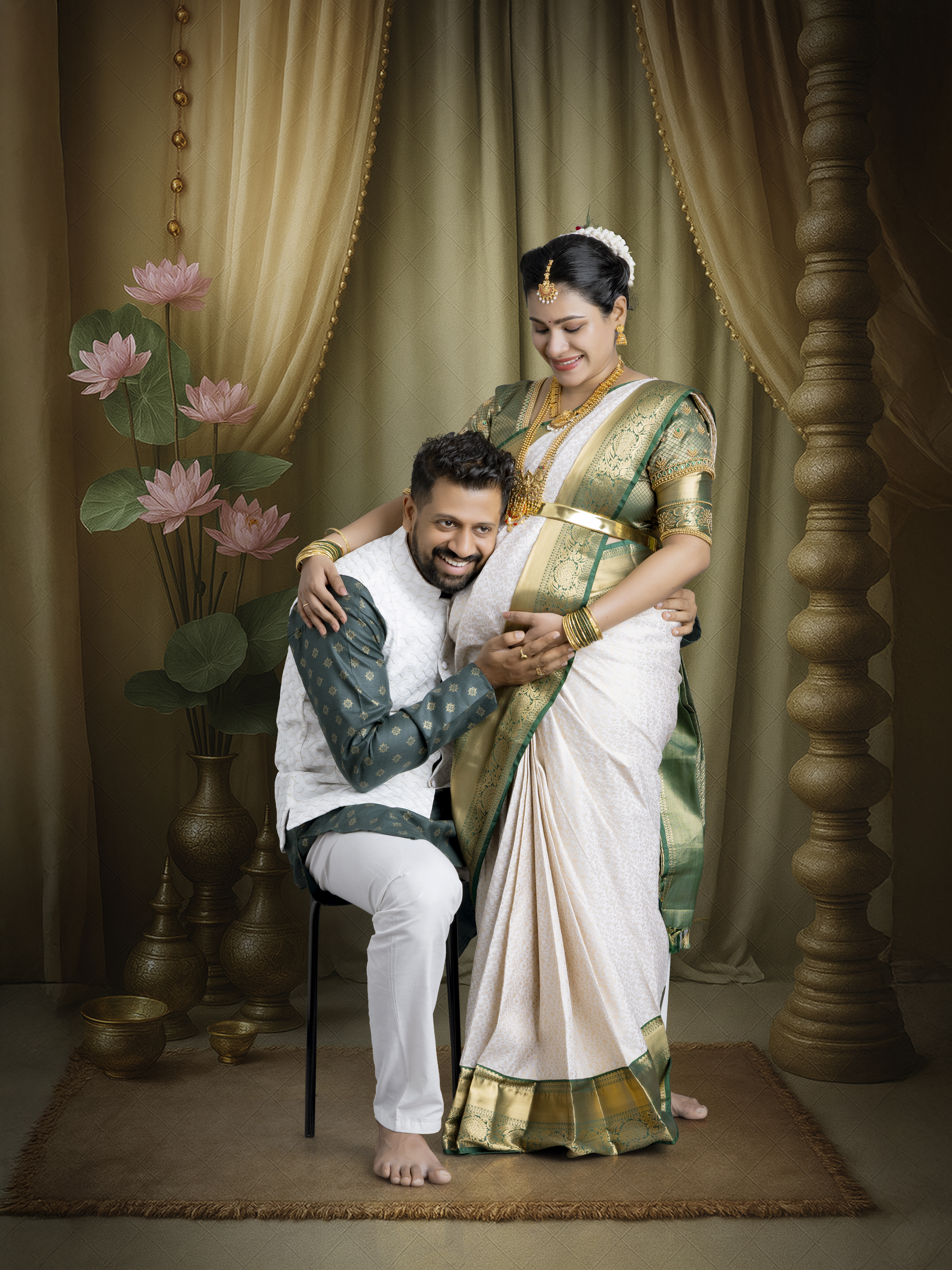 Beautiful pregnancy photos with partner
